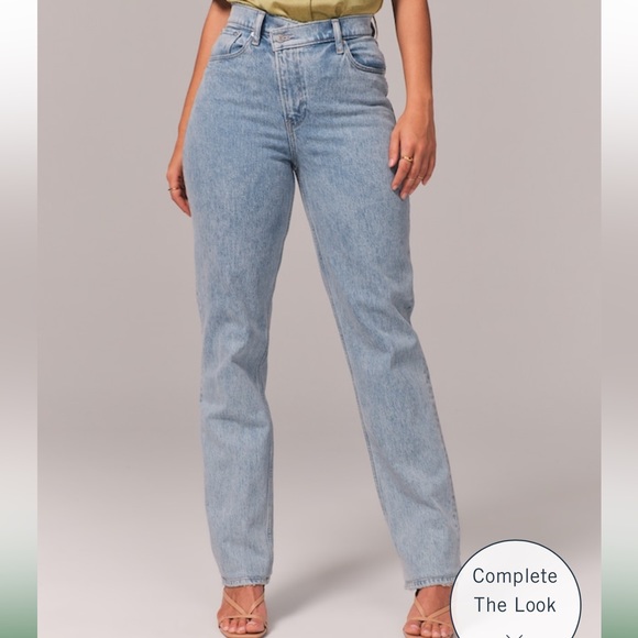 ABERCROMBIE CURVE LOVE ULTRA HIGH RISE 90s STRAIGHT JEAN - Picture 2 of 6